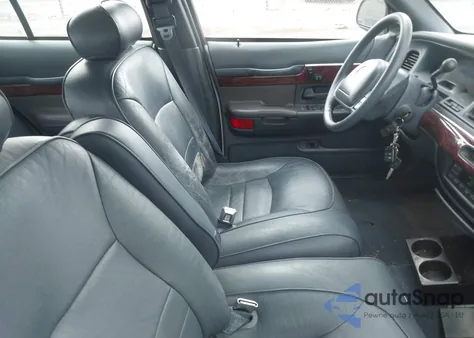 2000 Mercury Grand Marquis Ls from USA, damaged, VIN 2MEFM75W2YX603077